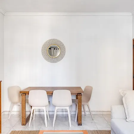 Apartment Hopstays - Saudade Almada